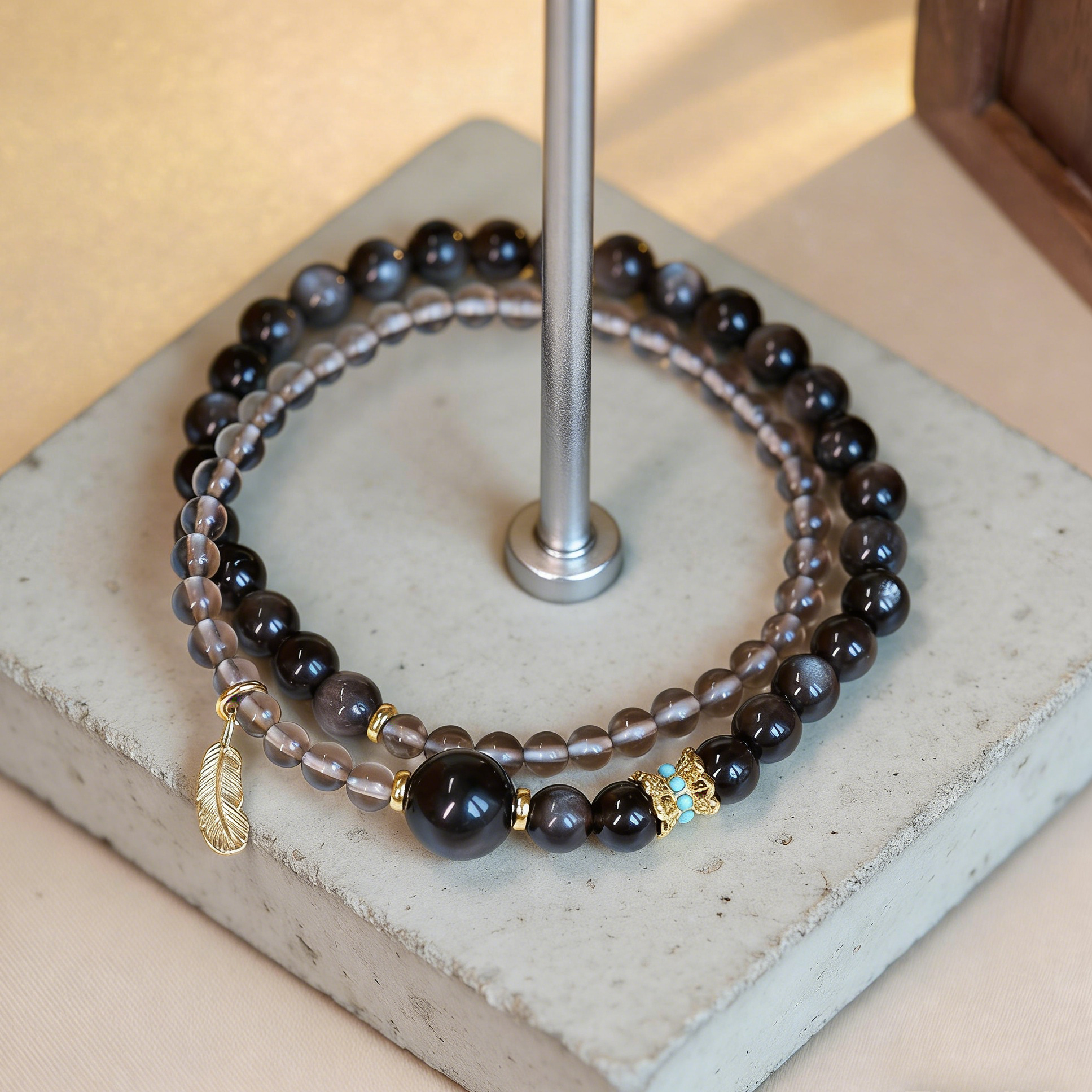 “Shadow & Light Aura”